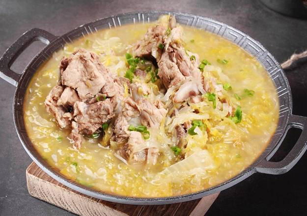 H2. Stewed Pork Ribs and Sauerkraut (酸菜炖大骨头 )